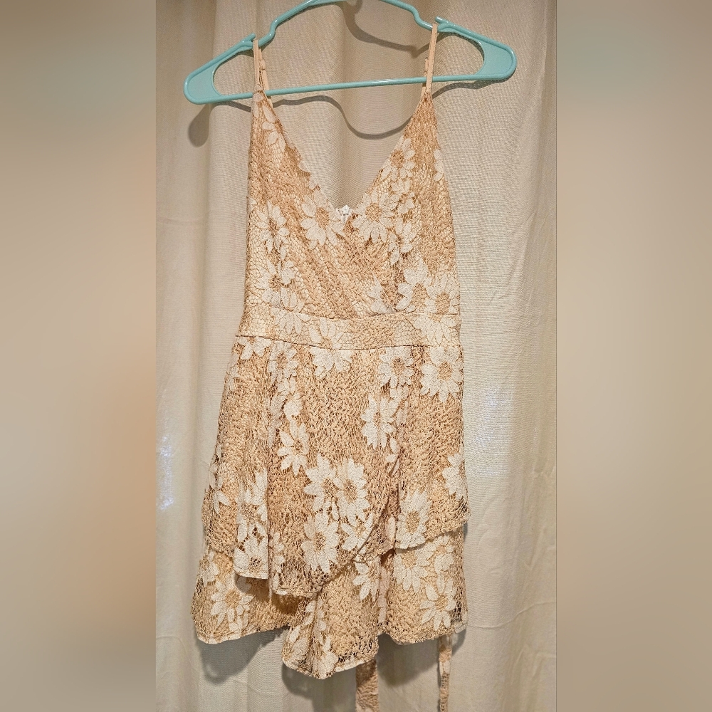 SHEIN Beige Lace Detail Romper